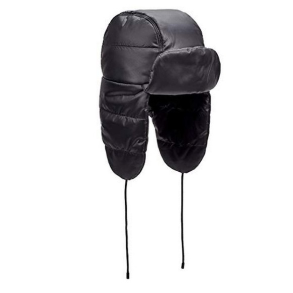 UGG Accessories - NWOT UGG Womens Black Quilted Puffer Aviator Trapper Hat One Size